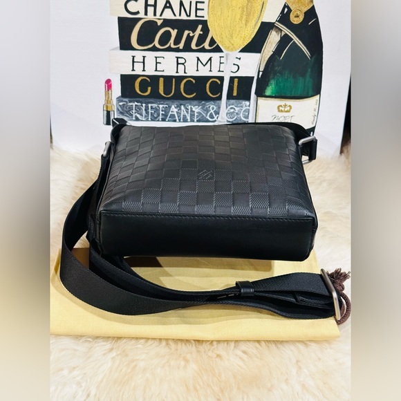 ๐ฅ LOUIS VUITTON DAMIER INFINI BRAZZA MESSENGER BAG UNISEX w/ DUST BAG - Picture 12 of 17